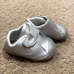 Nike shoes baby